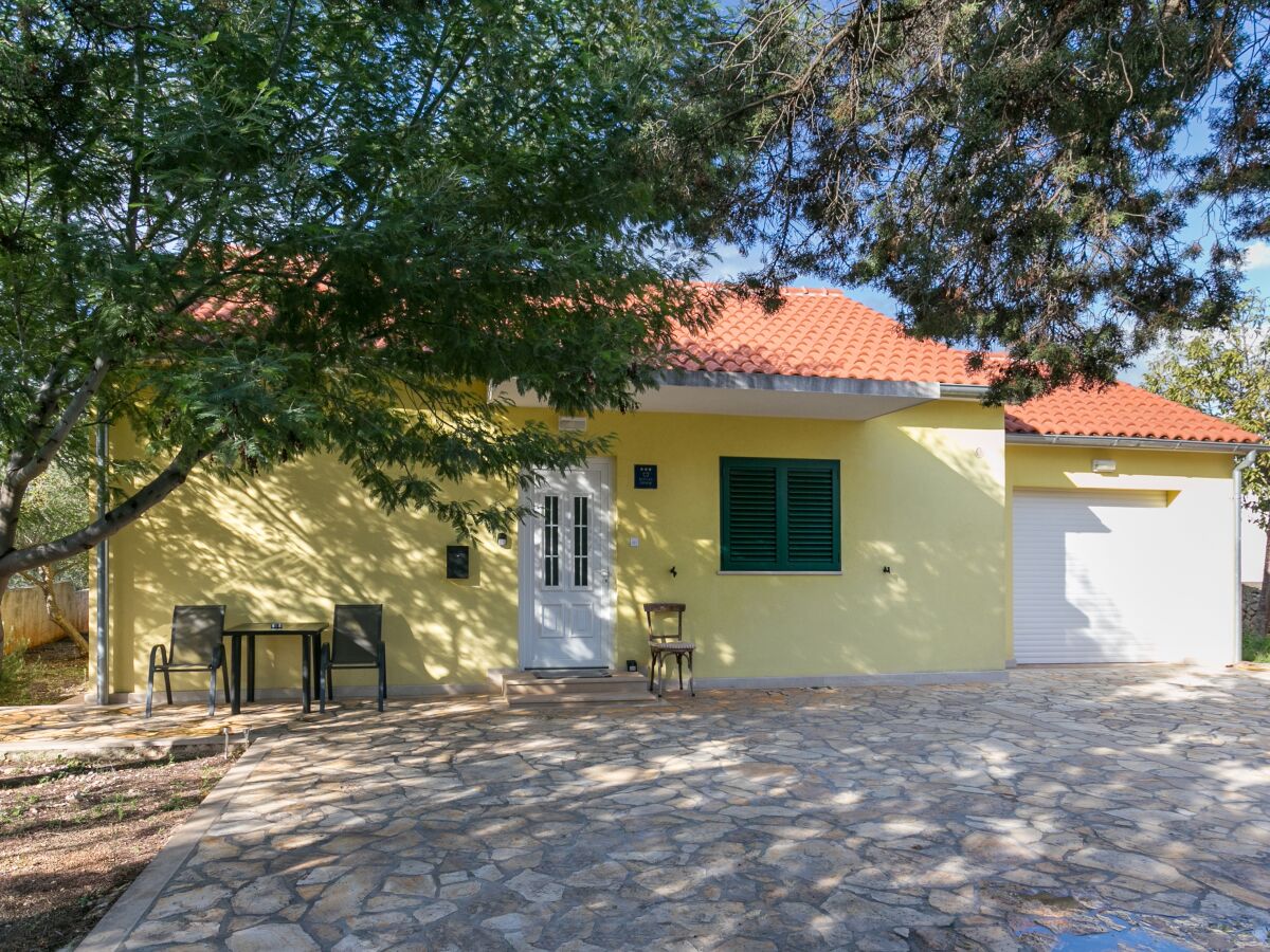Holiday house Holiday house with a parking space Mirca, Brač - 22257 - Holiday house with a parking space Mirca, Brač - 22257 - Outdoor photo 3