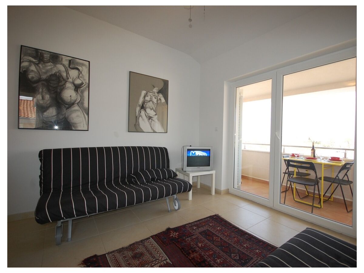 Apartment One bedroom apartment with balcony and sea view Porat, Krk A-22268-a - Outdoor photo 5