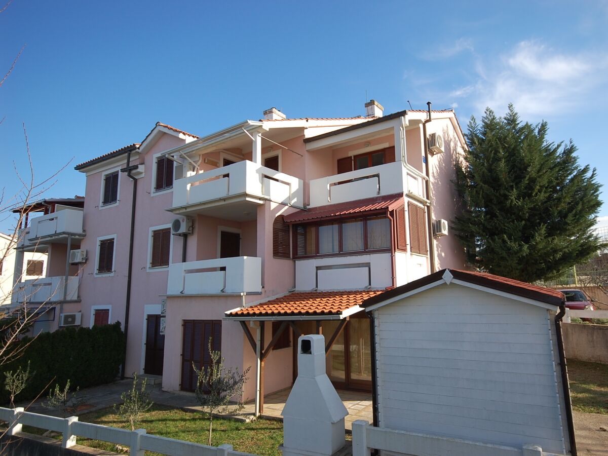 Apartment One bedroom apartment with balcony and sea view Vantačići, Krk A-22272-a - Outdoor photo 2