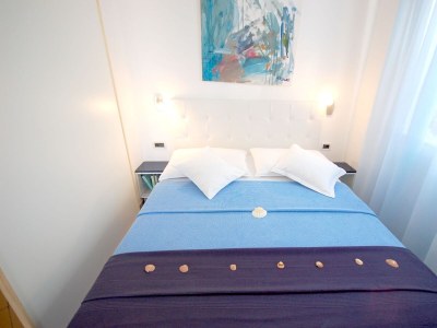 Apartment One bedroom apartment with balcony and sea view Vantačići, Krk A-22272-a - Outdoor photo 9