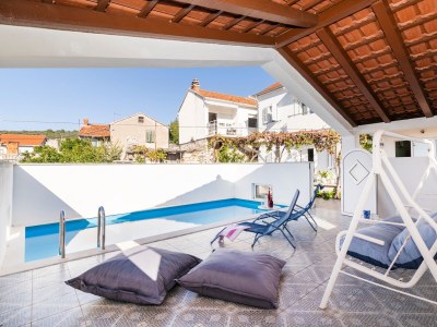 Holiday house Three bedroom house with terrace and sea view Drvenik Veliki, Drvenik K-22085 - Outdoor photo 9