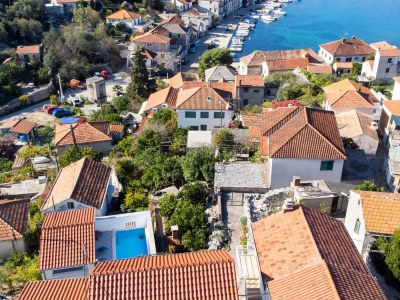 Holiday house Three bedroom house with terrace and sea view Drvenik Veliki, Drvenik K-22085 - Outdoor photo 11