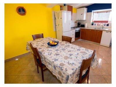 Apartment Two bedroom apartment near beach Barbat, Rab A-22093-a - Outdoor photo 8