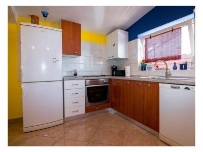 Apartment Two bedroom apartment near beach Barbat, Rab A-22093-a - Outdoor photo 10