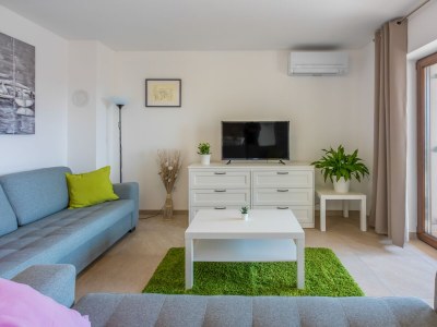 Apartment Three bedroom apartment with terrace and sea view Crikvenica A-22295-a - Outdoor photo 11