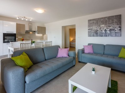 Apartment Three bedroom apartment with terrace and sea view Crikvenica A-22295-a - Outdoor photo 14