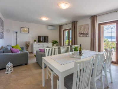 Apartment Three bedroom apartment with terrace and sea view Crikvenica A-22295-a - Outdoor photo 16