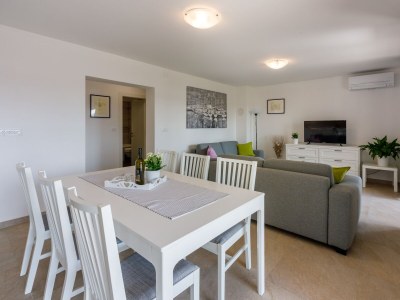 Apartment Three bedroom apartment with terrace and sea view Crikvenica A-22295-a - Outdoor photo 17