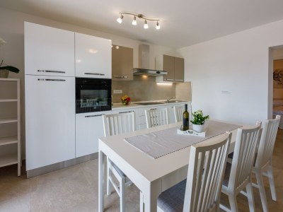 Apartment Three bedroom apartment with terrace and sea view Crikvenica A-22295-a - Outdoor photo 19