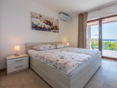 Apartment Three bedroom apartment with terrace and sea view Crikvenica A-22295-a - Outdoor photo 24