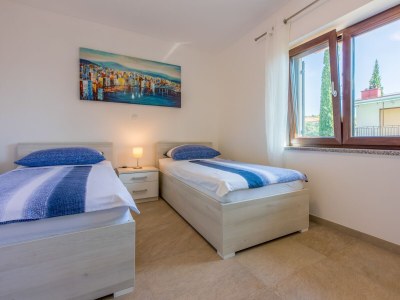 Apartment Three bedroom apartment with terrace and sea view Crikvenica A-22295-a - Outdoor photo 28