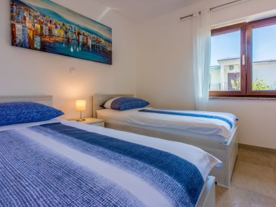 Apartment Three bedroom apartment with terrace and sea view Crikvenica A-22295-a - Outdoor photo 30