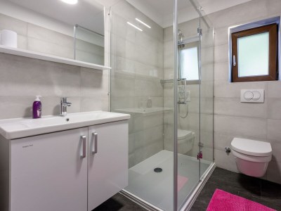 Apartment Three bedroom apartment with terrace and sea view Crikvenica A-22295-a - Outdoor photo 32