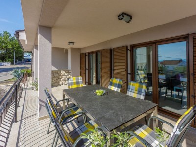 Apartment Three bedroom apartment with terrace and sea view Crikvenica A-22295-a - Outdoor photo 34