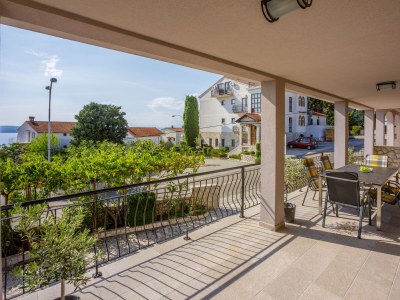 Apartment Three bedroom apartment with terrace and sea view Crikvenica A-22295-a - Outdoor photo 35