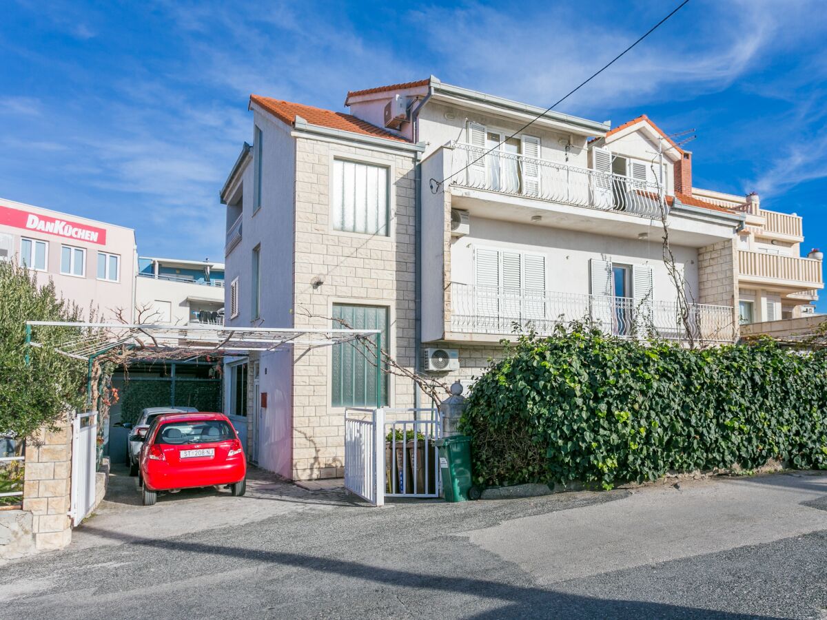 Apartment Two bedroom apartment with terrace Split A-22101-a - Outdoor photo 4