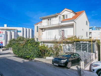 Apartment Two bedroom apartment with terrace Split A-22101-a - Outdoor photo 5