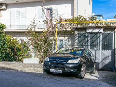 Apartment Two bedroom apartment with terrace Split A-22101-a - Outdoor photo 12