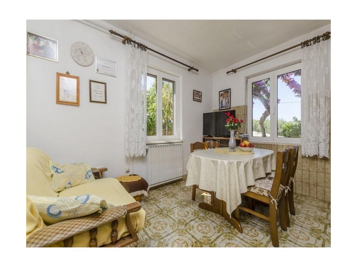 Apartment One bedroom apartment with terrace and sea view Postira, Brač A-22356-a - Outdoor photo 3