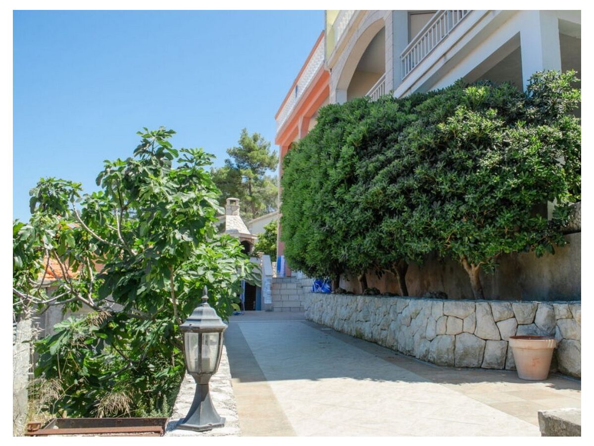 Apartment Two bedroom apartment near beach Prigradica, Korčula A-22120-a - Outdoor photo 5