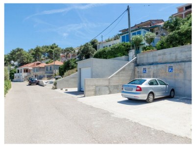 Apartment Two bedroom apartment near beach Prigradica, Korčula A-22120-a - Outdoor photo 8