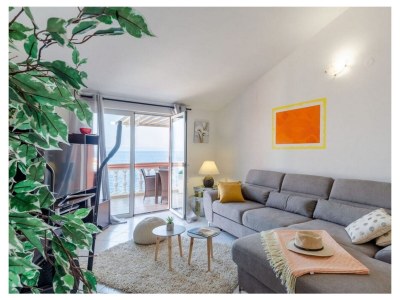 Apartment Two bedroom apartment near beach Prigradica, Korčula A-22120-a - Outdoor photo 10