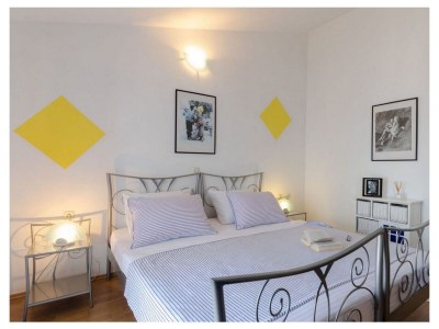 Apartment Two bedroom apartment near beach Prigradica, Korčula A-22120-a - Outdoor photo 20