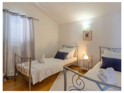 Apartment Two bedroom apartment near beach Prigradica, Korčula A-22120-a - Outdoor photo 23