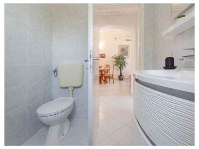 Apartment Two bedroom apartment near beach Prigradica, Korčula A-22120-a - Outdoor photo 26