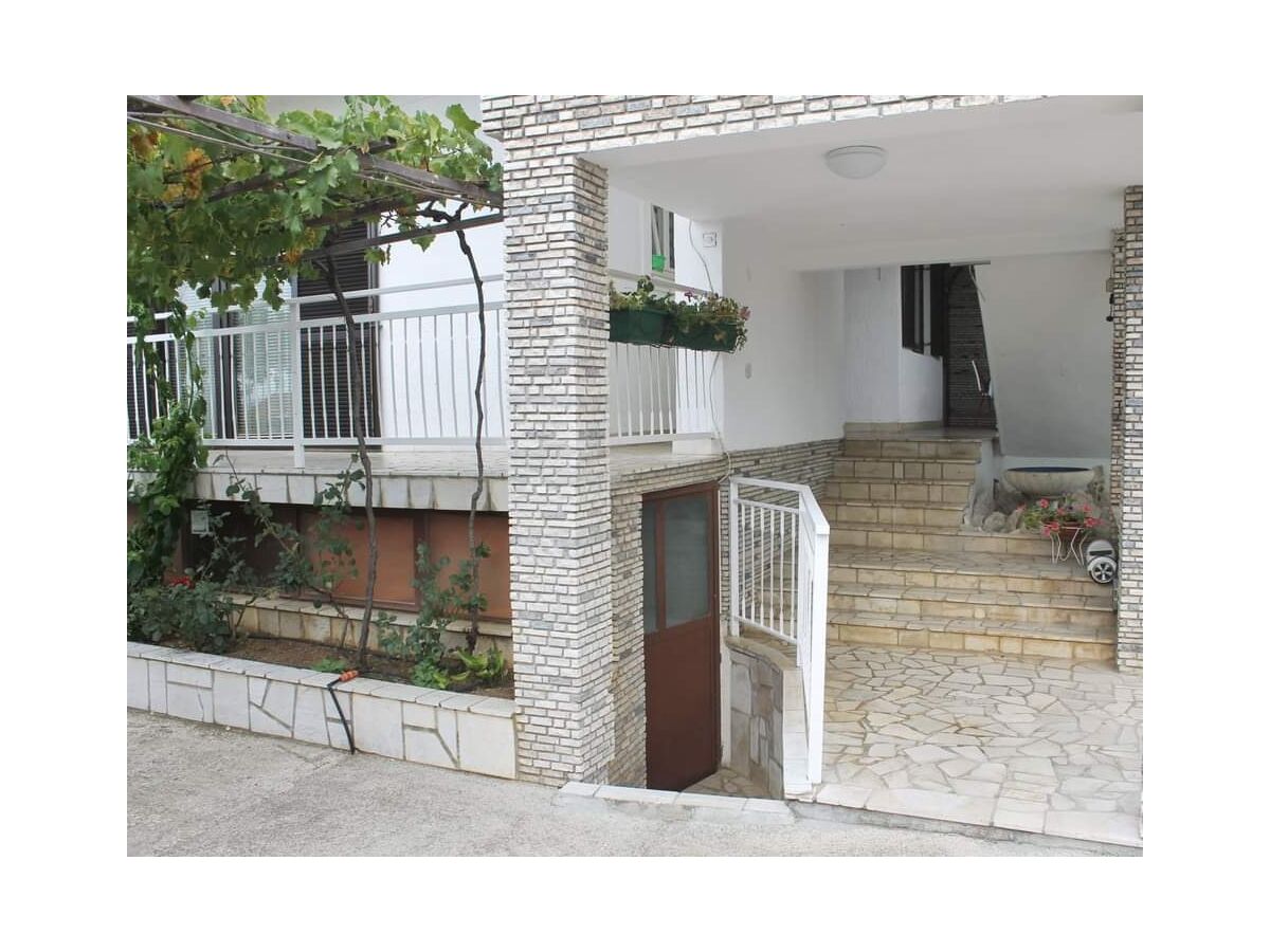 Apartment Two bedroom apartment with balcony Novi Vinodolski A-22393-a - Outdoor photo 2