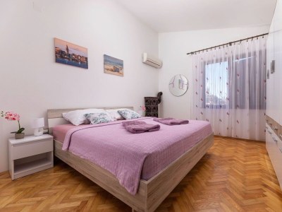 Apartment Three bedroom apartment with terrace and sea view Pinezići, Krk A-22403-a - Outdoor photo 16