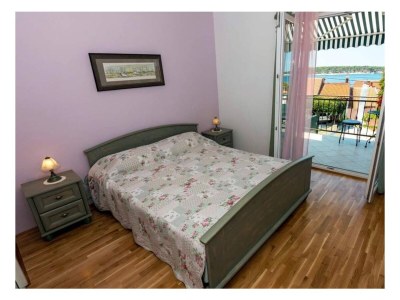 Holiday house Three bedroom house with terrace and sea view Barbat, Rab K-22420 - Outdoor photo 18