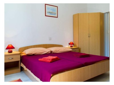 Apartment Two bedroom apartment with terrace and sea view Banjol, Rab A-22421-a - Outdoor photo 14