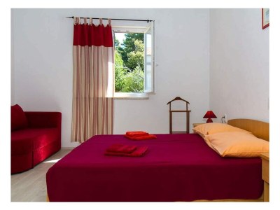 Apartment Two bedroom apartment with terrace and sea view Banjol, Rab A-22421-a - Outdoor photo 15