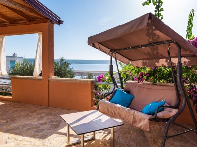 Apartment Three bedroom apartment near beach Maslenica, Novigrad A-21903-a - Outdoor photo 5