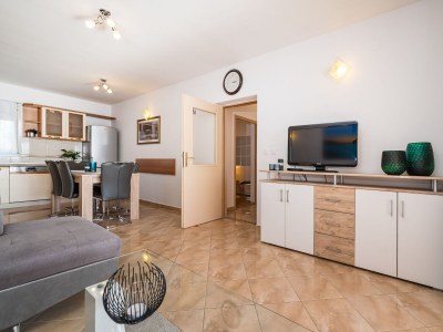 Apartment Three bedroom apartment near beach Maslenica, Novigrad A-21903-a - Outdoor photo 16