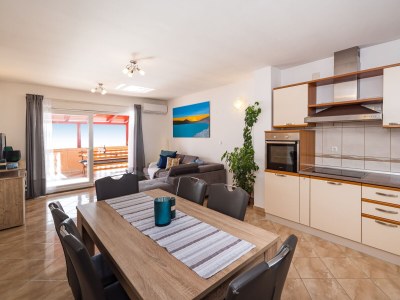 Apartment Three bedroom apartment near beach Maslenica, Novigrad A-21903-a - Outdoor photo 18