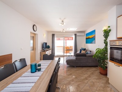 Apartment Three bedroom apartment near beach Maslenica, Novigrad A-21903-a - Outdoor photo 21