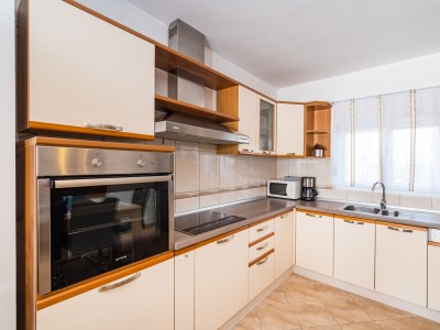 Apartment Three bedroom apartment near beach Maslenica, Novigrad A-21903-a - Outdoor photo 23