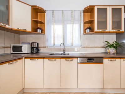 Apartment Three bedroom apartment near beach Maslenica, Novigrad A-21903-a - Outdoor photo 24