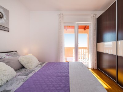 Apartment Three bedroom apartment near beach Maslenica, Novigrad A-21903-a - Outdoor photo 28