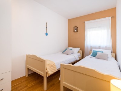 Apartment Three bedroom apartment near beach Maslenica, Novigrad A-21903-a - Outdoor photo 35