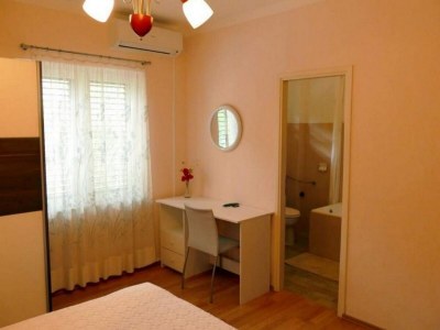 Apartment Three bedroom apartment with terrace Barbat, Rab A-22423-a - Outdoor photo 18