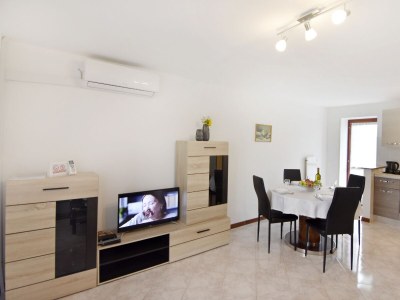 Apartment One bedroom apartment with terrace Babići, Umag A-22437-a - Outdoor photo 12