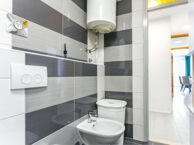 Apartment Two bedroom apartment with terrace Split A-22452-a - Outdoor photo 17