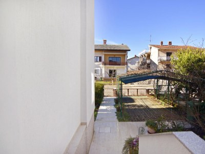 Apartment Three bedroom apartment with terrace Umag A-22482-a - Outdoor photo 3