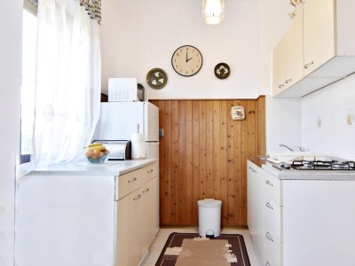 Apartment Three bedroom apartment with terrace Umag A-22482-a - Outdoor photo 8