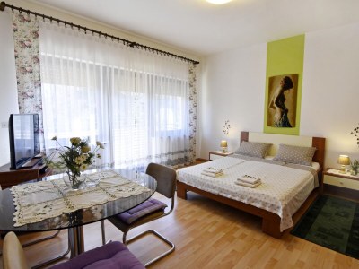 Apartment Three bedroom apartment with terrace Umag A-22482-a - Outdoor photo 9