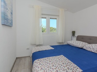 Apartment Three bedroom apartment with terrace Vir - Lozice, Vir A-23549-a - Outdoor photo 9