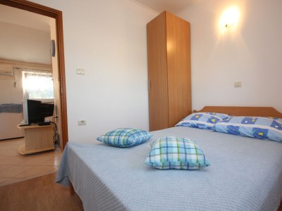 Apartment Two bedroom apartment with terrace Ilovik, Lošinj A-8078-a - Outdoor photo 18